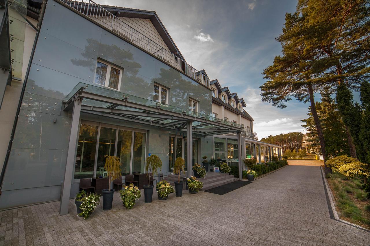 Hotel Jantar Wellness & Spa Ustka Exterior foto
